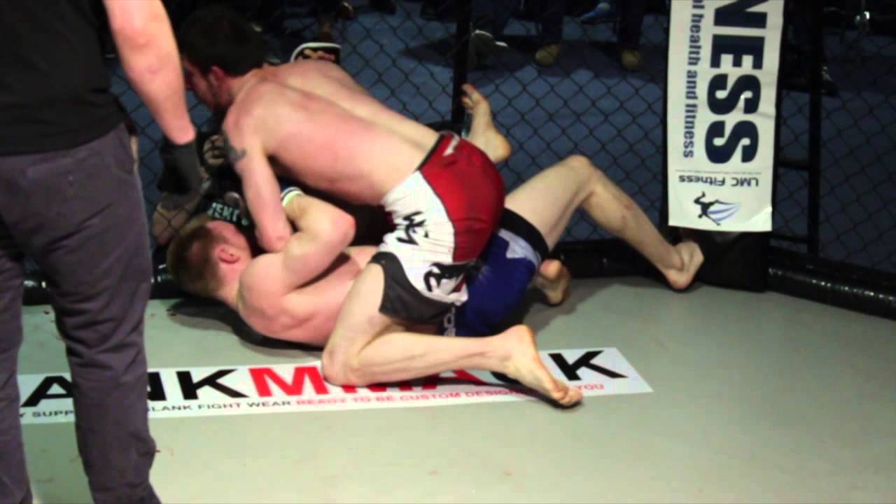 BCMMA#6 29.03.14 Ryan Bolton Vs. Chris Hayes - Amateur Featherweight Contest