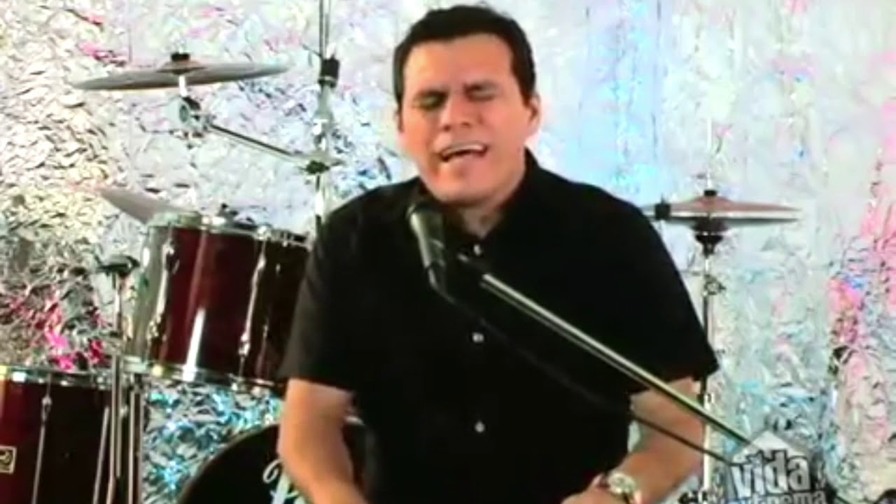 Julio Melgar, solo con un piano hizo lo que muchos con más instrumentos no pueden