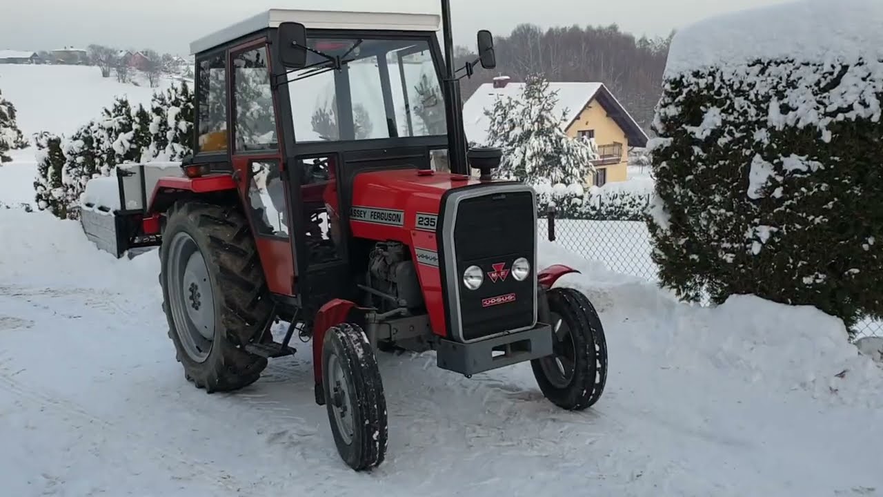 Mroźne Odpalanie  MASSEY FERGUSON 235 SoundEngine