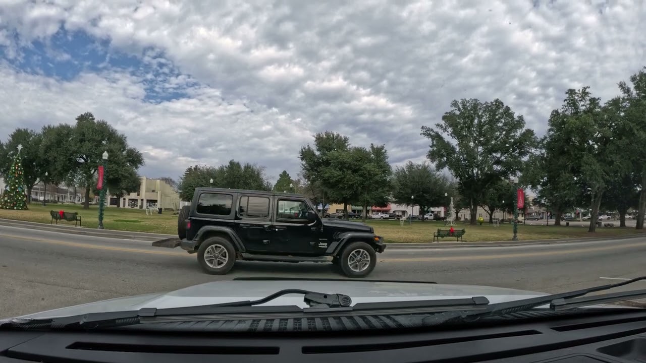 Driving through Metter, Georgia Christmas week 2022