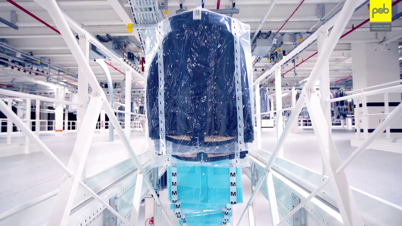 Fully automated distribution centre for hanging garments