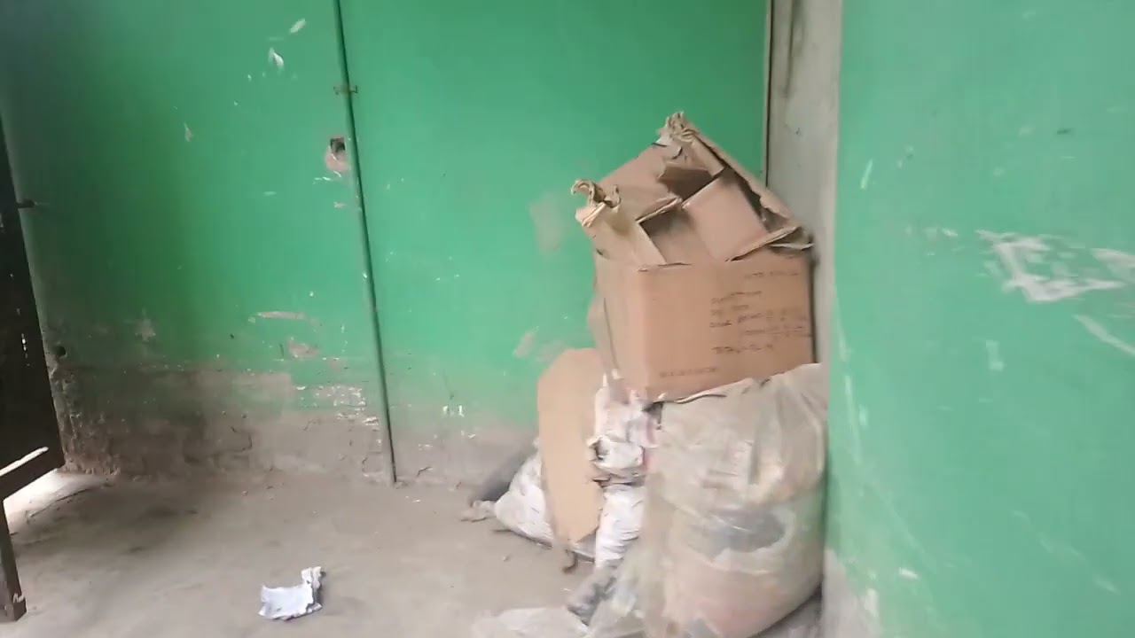 বড়বাড়ি গাজীপুর ৪টি দোকান মারকেট পজিশন৩০ফিট রাস্তাসাথেইদেরকাঠার বাড়িভাড়া ২০হাজার মূল ৬৮লাখ০১৬০৩৮৪৫২৯৯