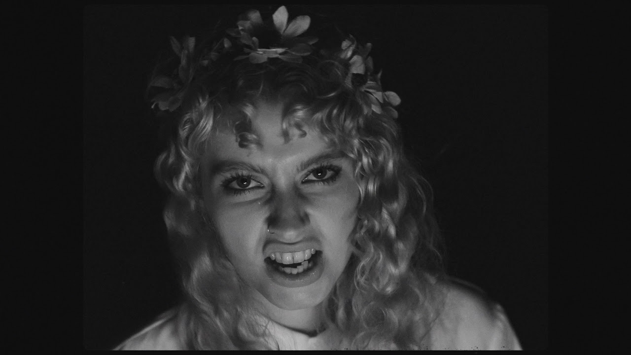 Clwb Fuzz - GOD (Let You Lose)