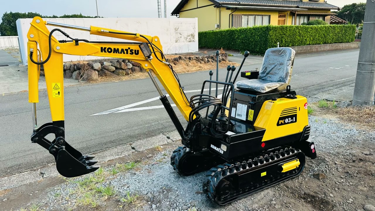 コマツ●ミニユンボ●PC03-1●344時間●ディーゼル●ミニ油圧ショベル●0.7tクラス●KOMATSU●シート,ライト新品●陸送可能●下取リOK
