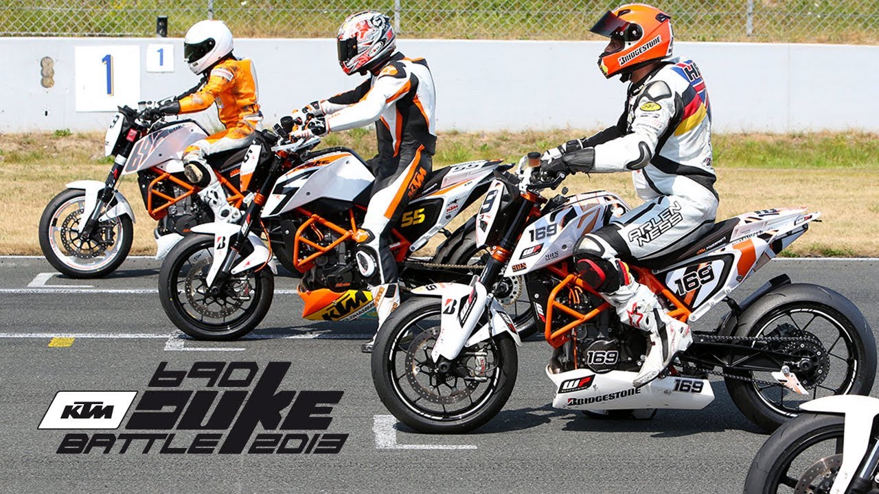 Battle for the Lead - KTM Duke Battle 2013 Oschersleben