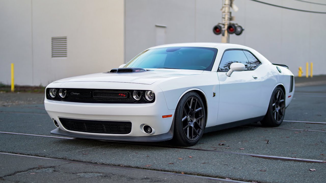 Walk-Around Video: 2016 Dodge Challenger 392 Hemi Scat Pack Shaker 6-speed