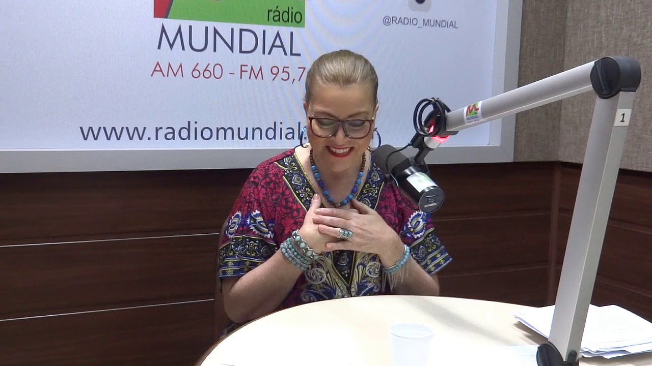 GASPARETTO, ROUPA PRETA E REENCARNAÇÃO