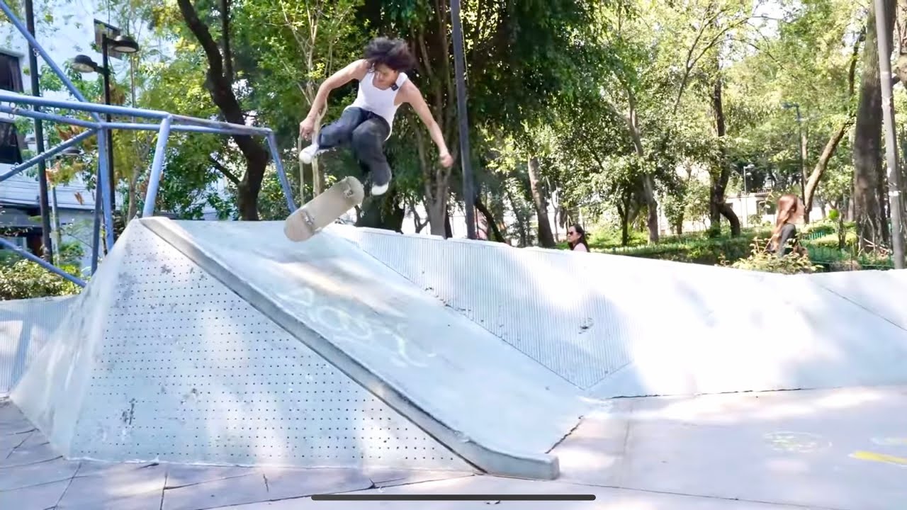 Skating Mexico City