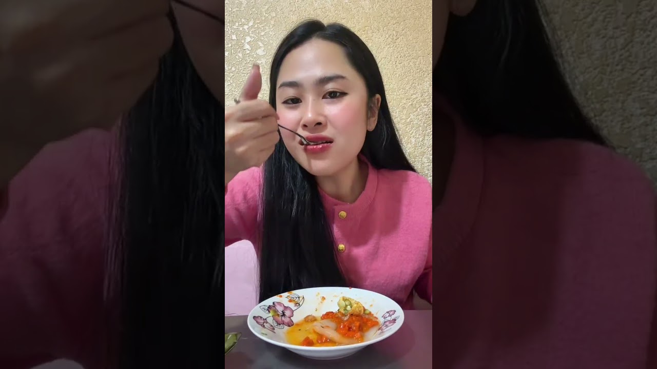 Bánh bèo bà Hường , kem bơ Chạm Đà Lạt #dungthichan #food #mukbang 