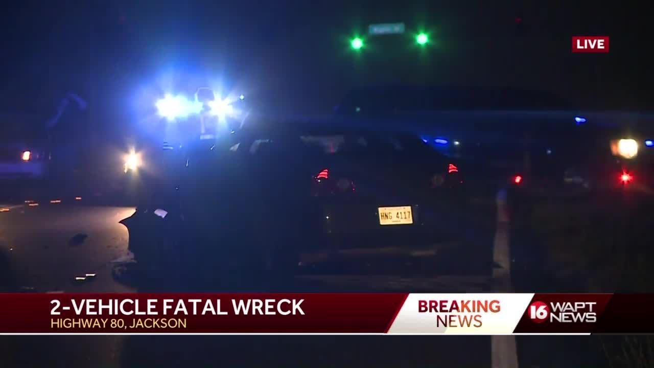 Two vehicle fatal wreck on Highway 80