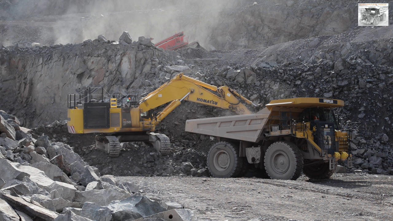 Komatsu PC1250SP working in a hard rock quarry in England