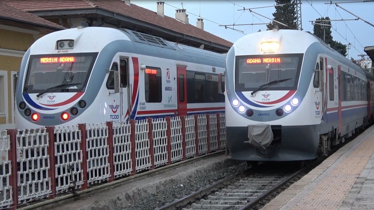 Adana Gar'da Tren Trafiği