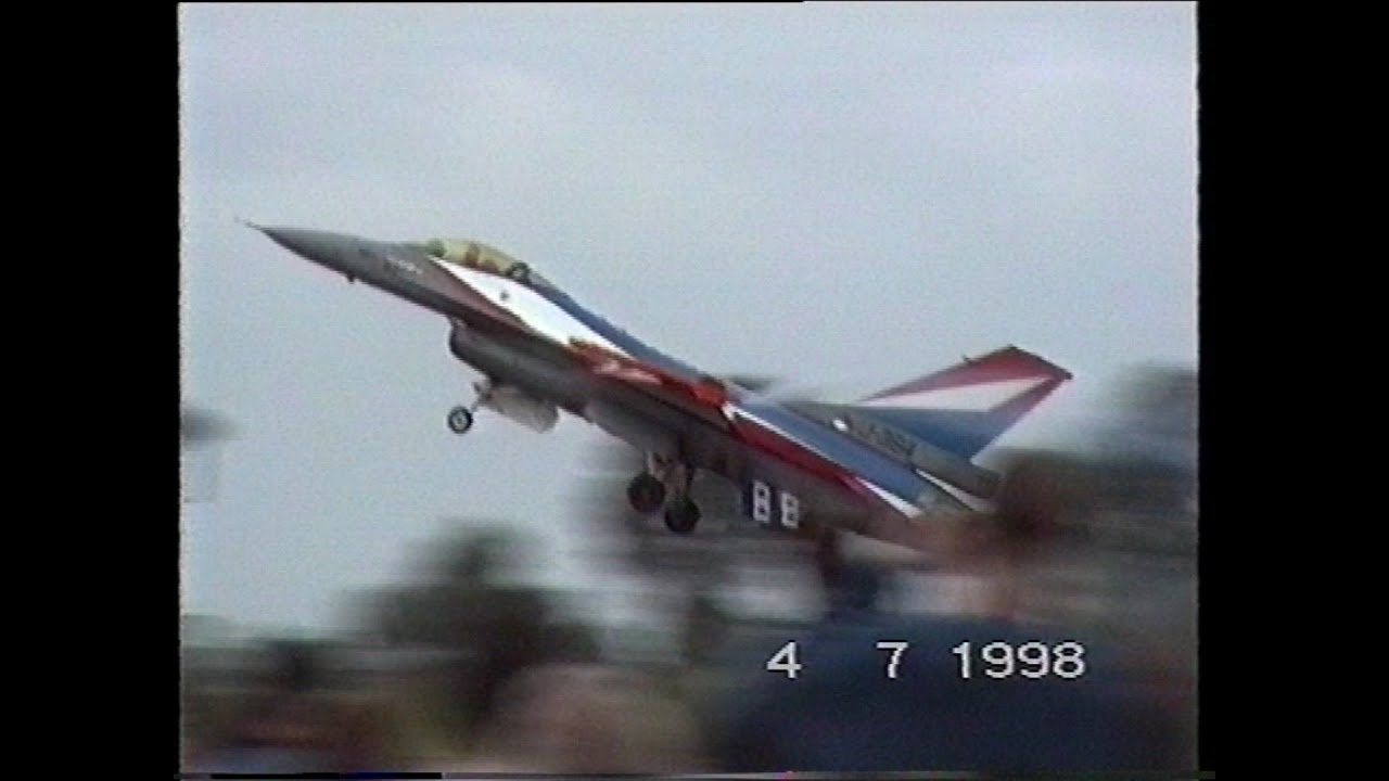 Open dag koninklijke luchtmacht 4-7-1998  vliegbasis Leeuwarden