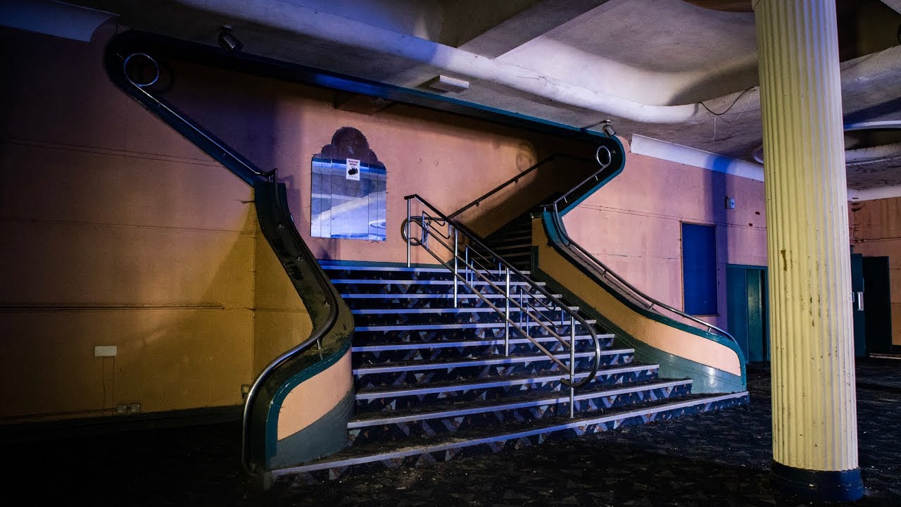 Inside Abandoned Casino with Items Left Behind - Urbex Lost Places UK