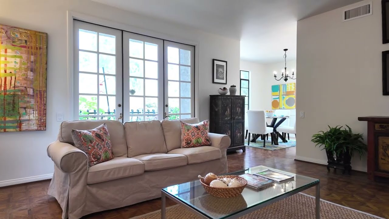 WELCOME to 1148 Chelsea Ave APT 1, Santa Monica, CA 90403