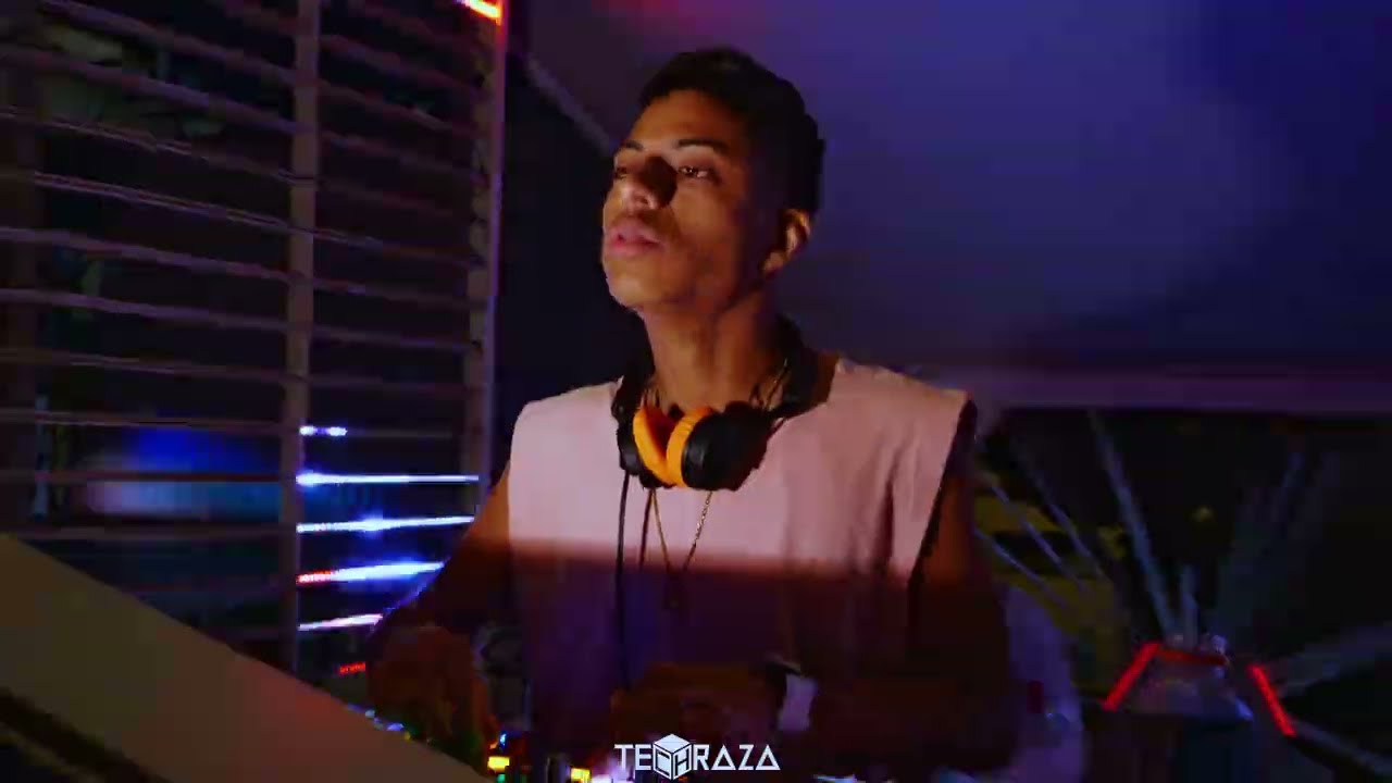RAY ZAMBRANO / EXCLUSIVE SET / TECHRAZA