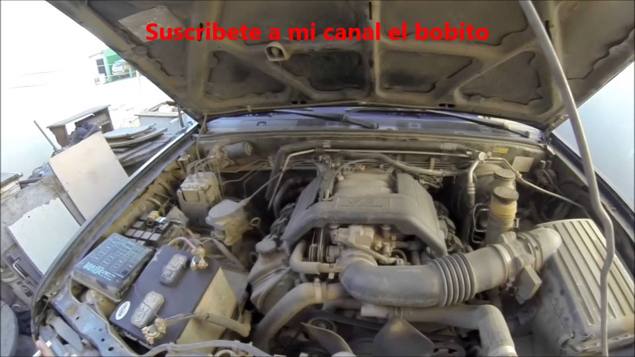 Las luces de mi carro y el tablero parpadean se bajan destellan