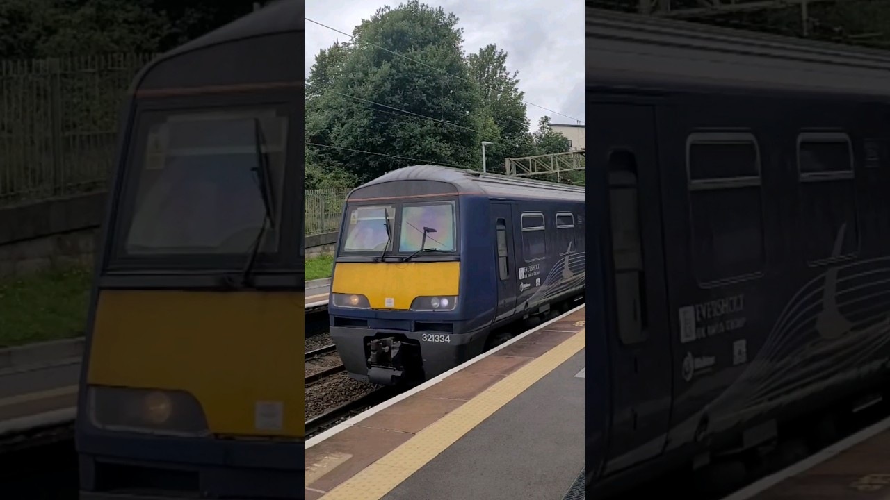 Varamis Rail Class 321, 321334 Passing Perry Barr #train #railways #class321
