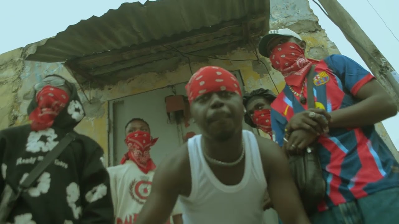 BigC - Doberman ( visualiser official)