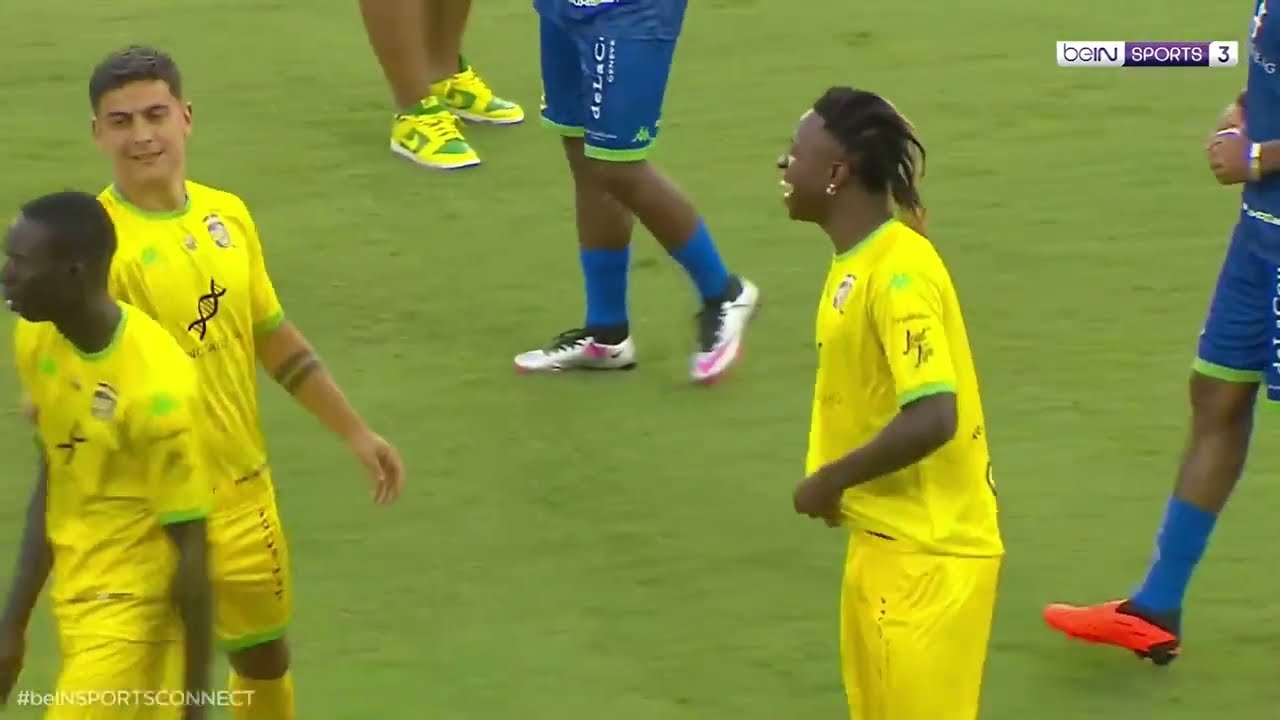 Vinicius Junior ❯ Team Ronaldinho 🤙 vs Team Roberto Carlos 🚀 ● 2023