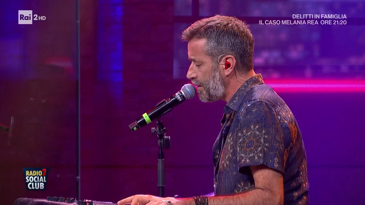 Daniele Silvestri con 