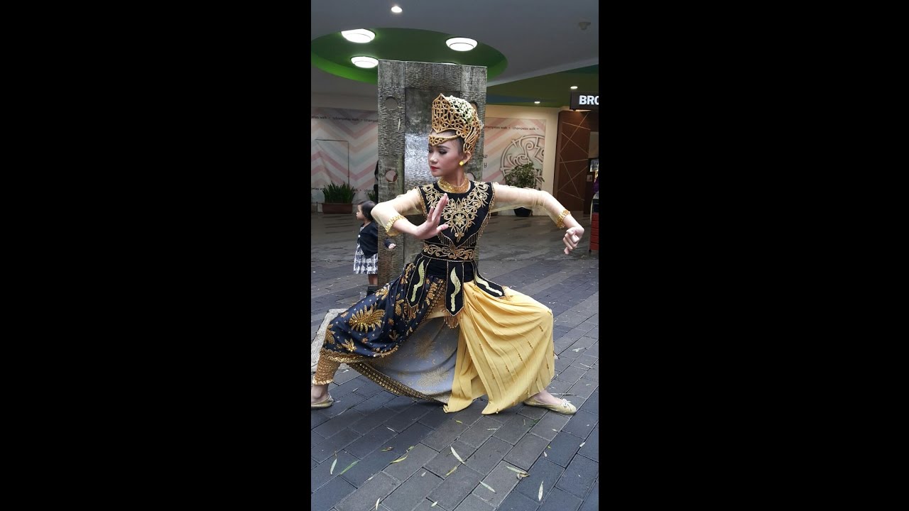 Tari Jaipong Paling Keren 2016 - Kalang Sunda