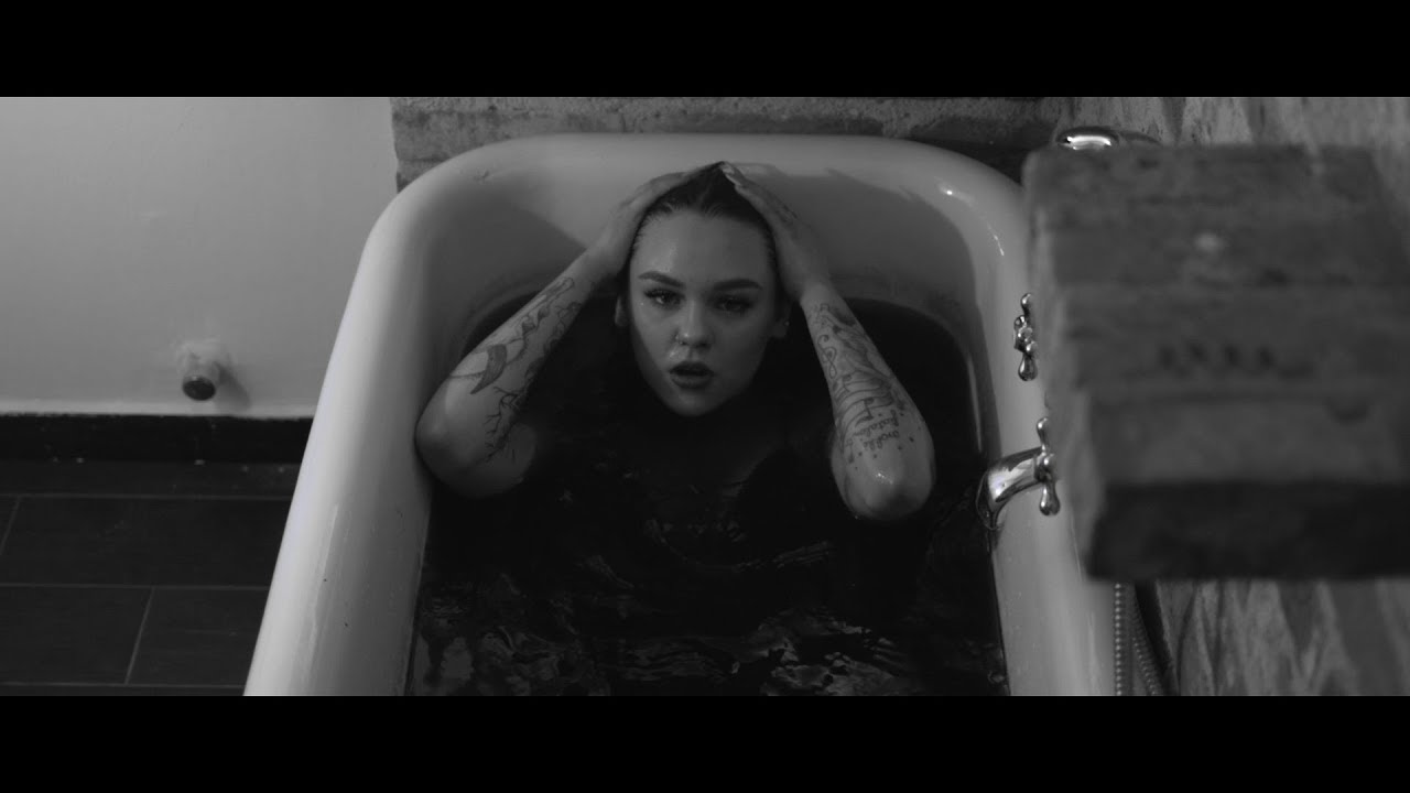 LIL G &ndash; &Aacute;rral szemben ( OFFICIAL MUSIC VIDEO )