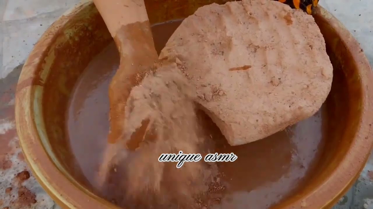 Red Sand Water Crumbling
