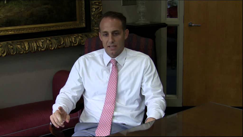 The Role of a Real Estate Attorney - Florida Real Estate Lawyer Spencer Munns | Bogin, Munns & Munns