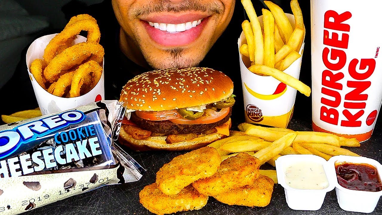 ASMR BURGER KING ANGRY WHOPPER OREO CHEESECAKE MUKBANG EATING CHICKEN NUGGETS ONION RINGS FRIES