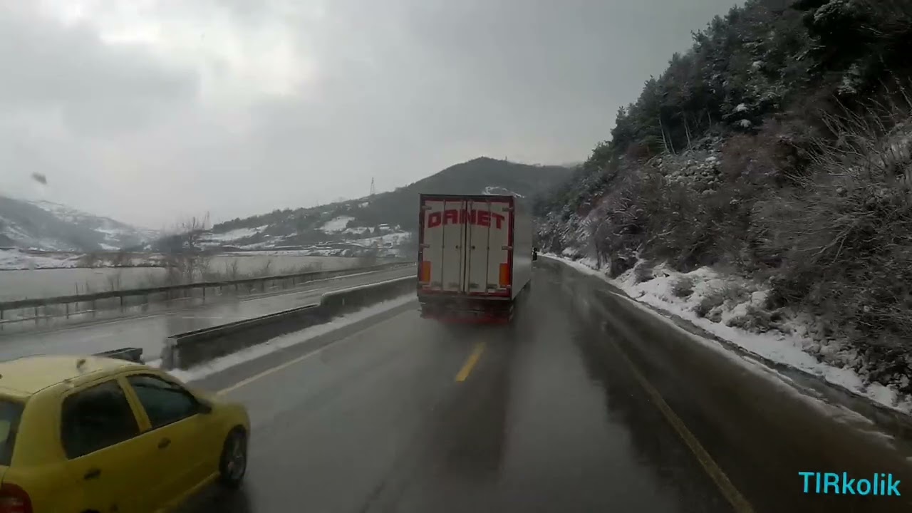 Yolda gördüğüm TIR kazası, meğer bizim firmanın aracıymış. Mart ayından kalan karlı yolculuk.