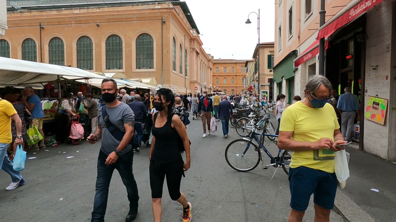 [4K] Livorno market