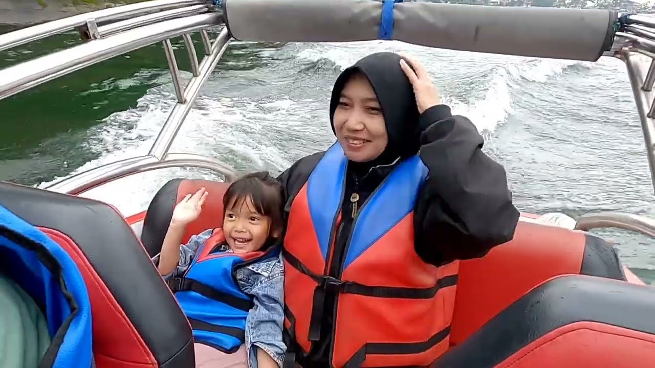 Asli seru keliling telaga sarangan naik speedboat!
