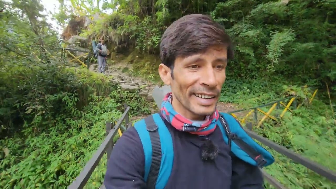 बारिश में भीगते हुए करी ट्रेकिंग | Khati gaon to Dwali | Pindari Glacier trek