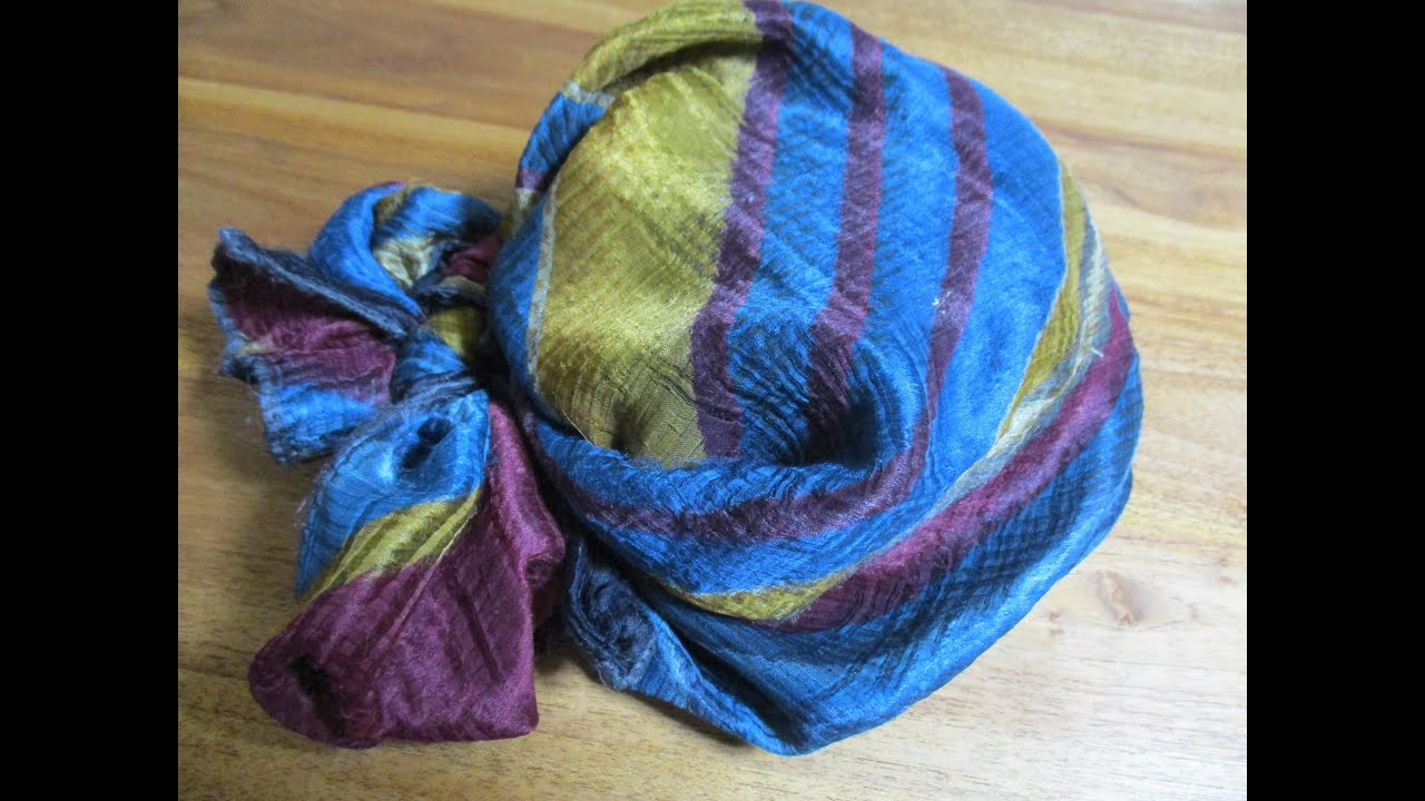 細長いスカーフからキャップ　Izumi's Easy Handicraft: A Cap of a long scarf.