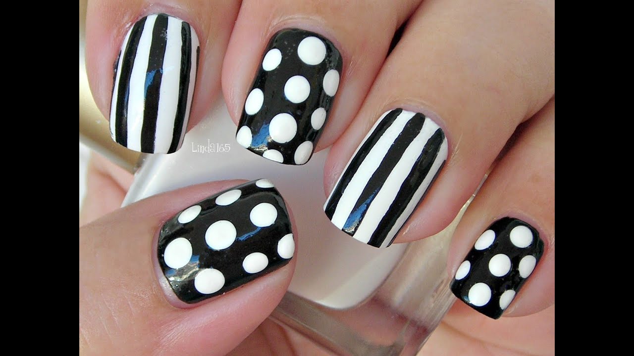 Nail Art - Dots and Stripes - Decoracion de uñas