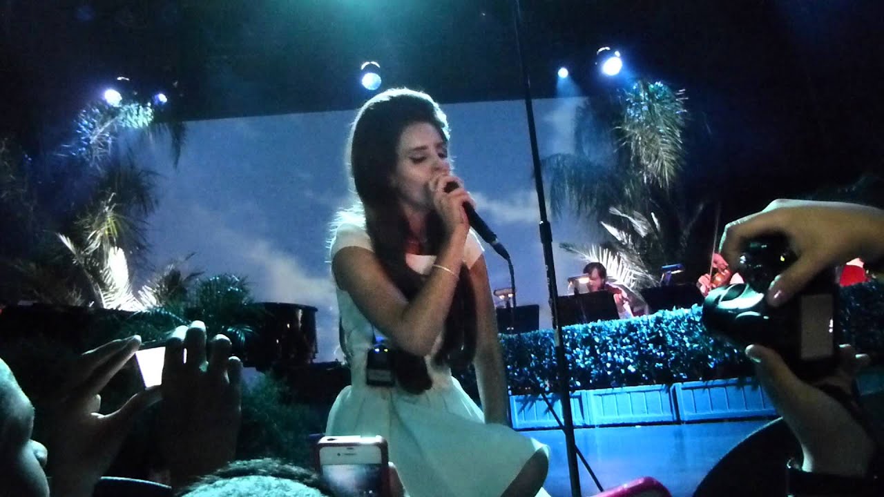 Lana Del Rey sings NEW Song BODY ELECTRIC (2012) LIVE HD Los Angeles