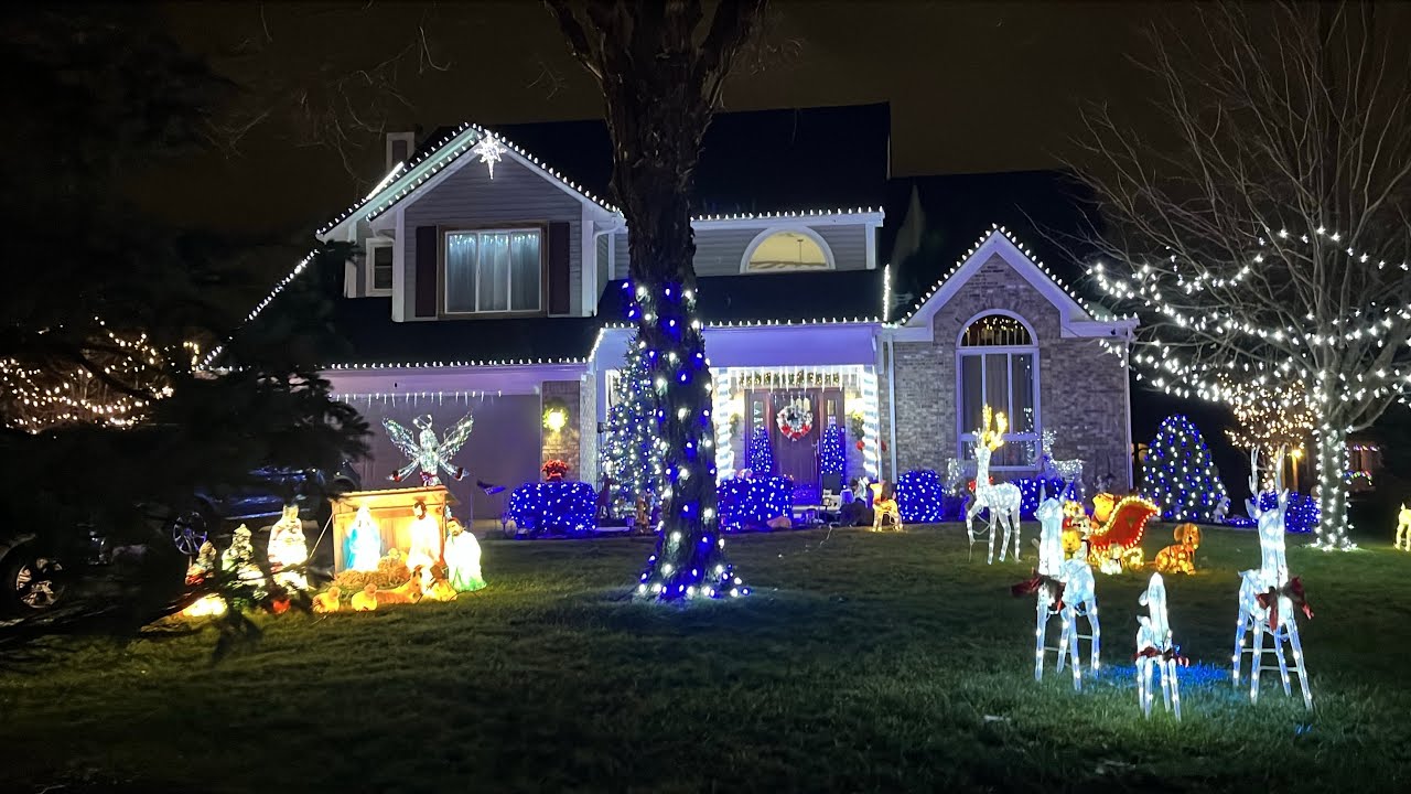 Christmas lights at Momma’s house.