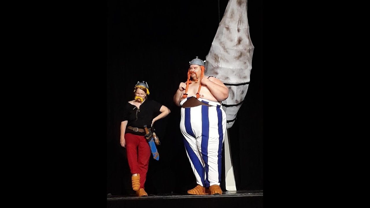 Asterix and Obelix cosplay for Reverse Garbage 2018