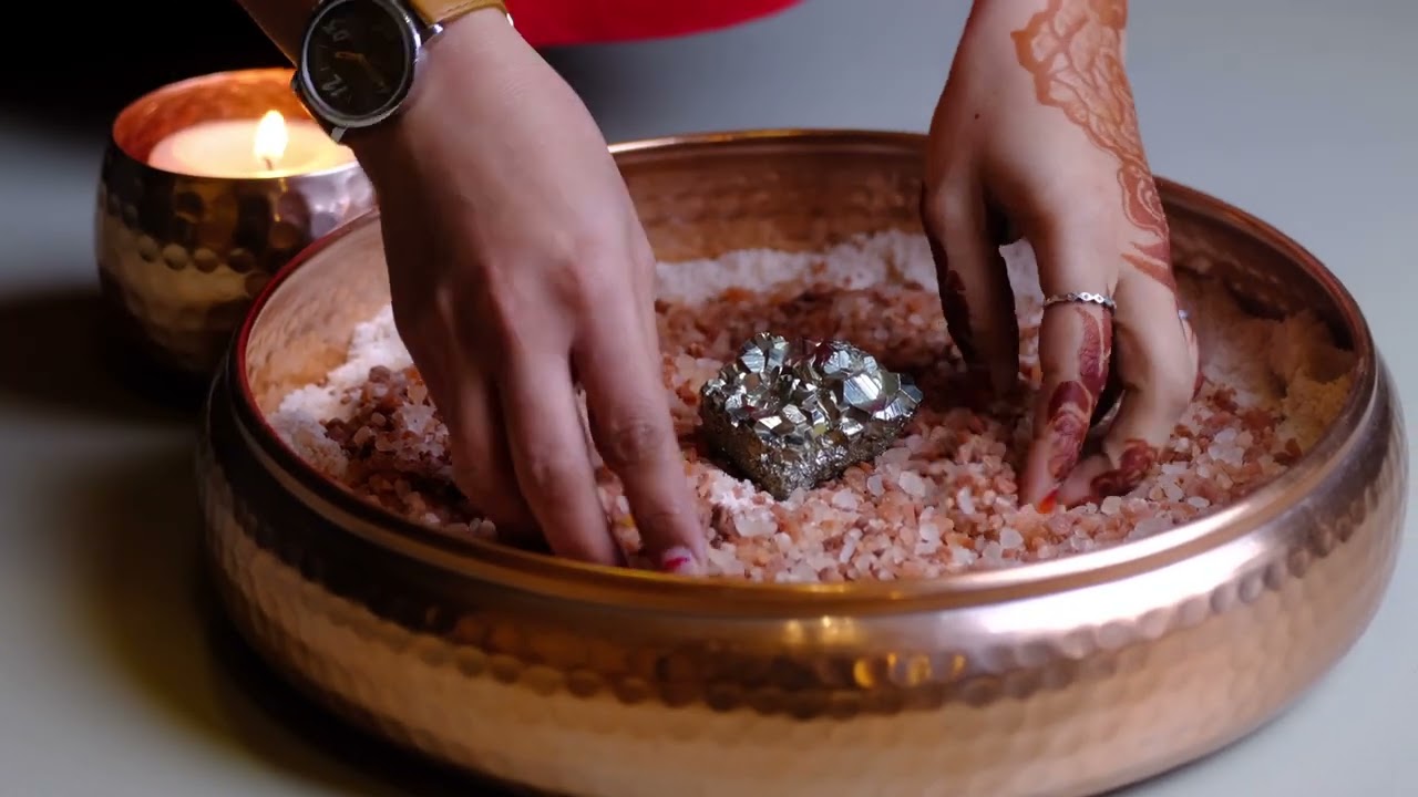 How to clean pyrite using Salt?