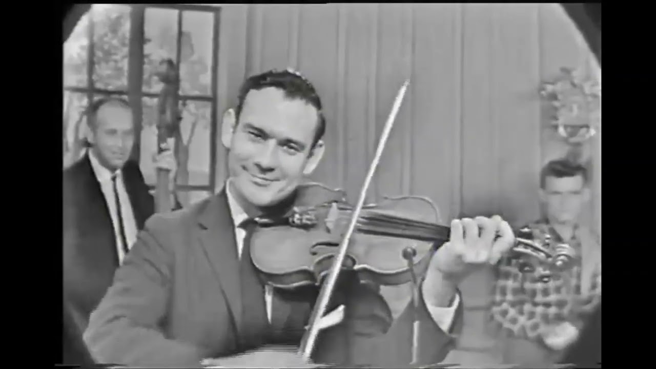 Tommy Jackson fiddles Fisher's Hornpipe