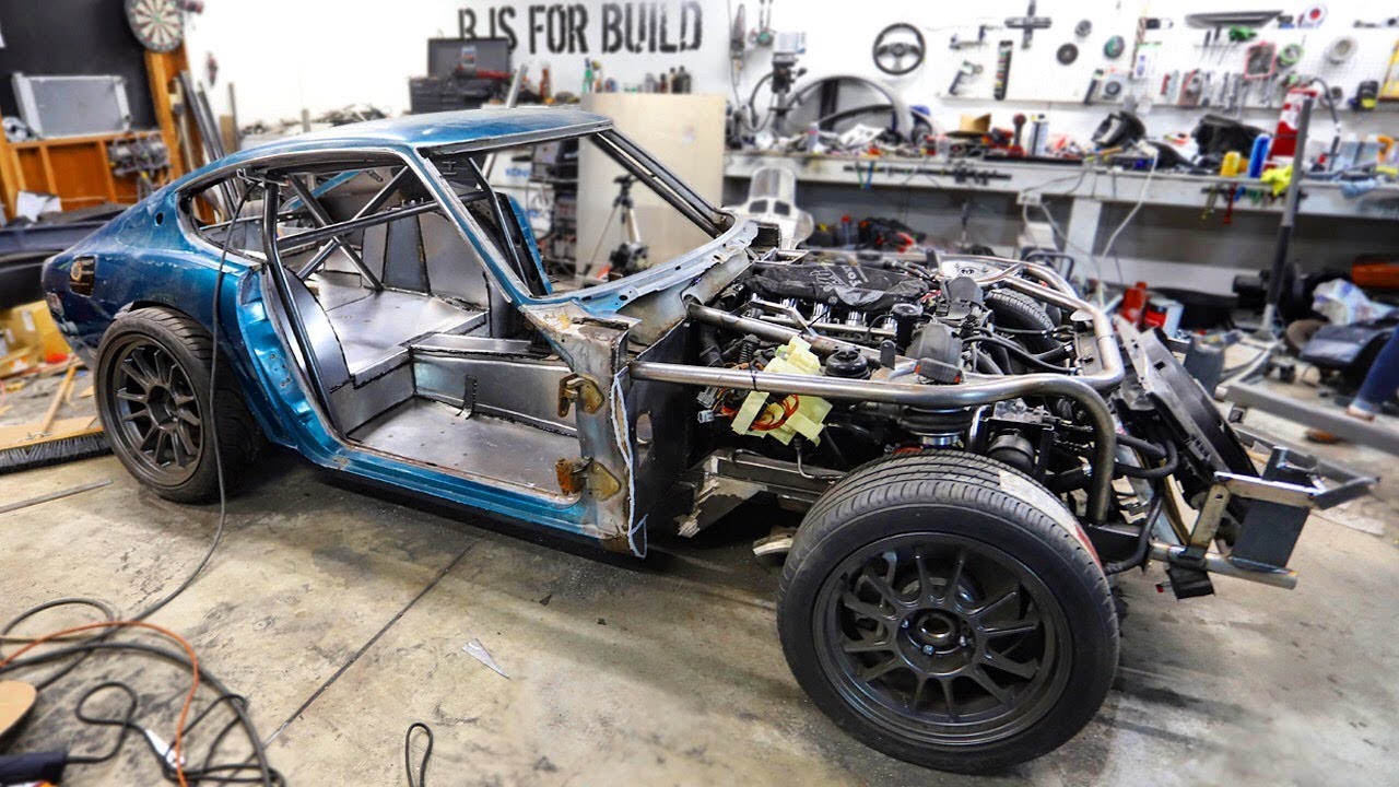 240z Wheel Wells Finished, Seam Sealed, and Panels Paint Prepped