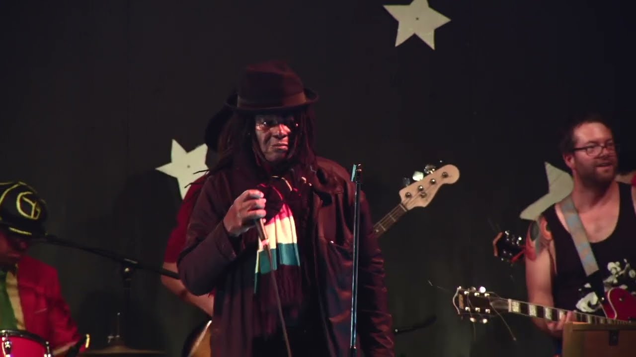 Winston Jarrett - Come Down Zacchius