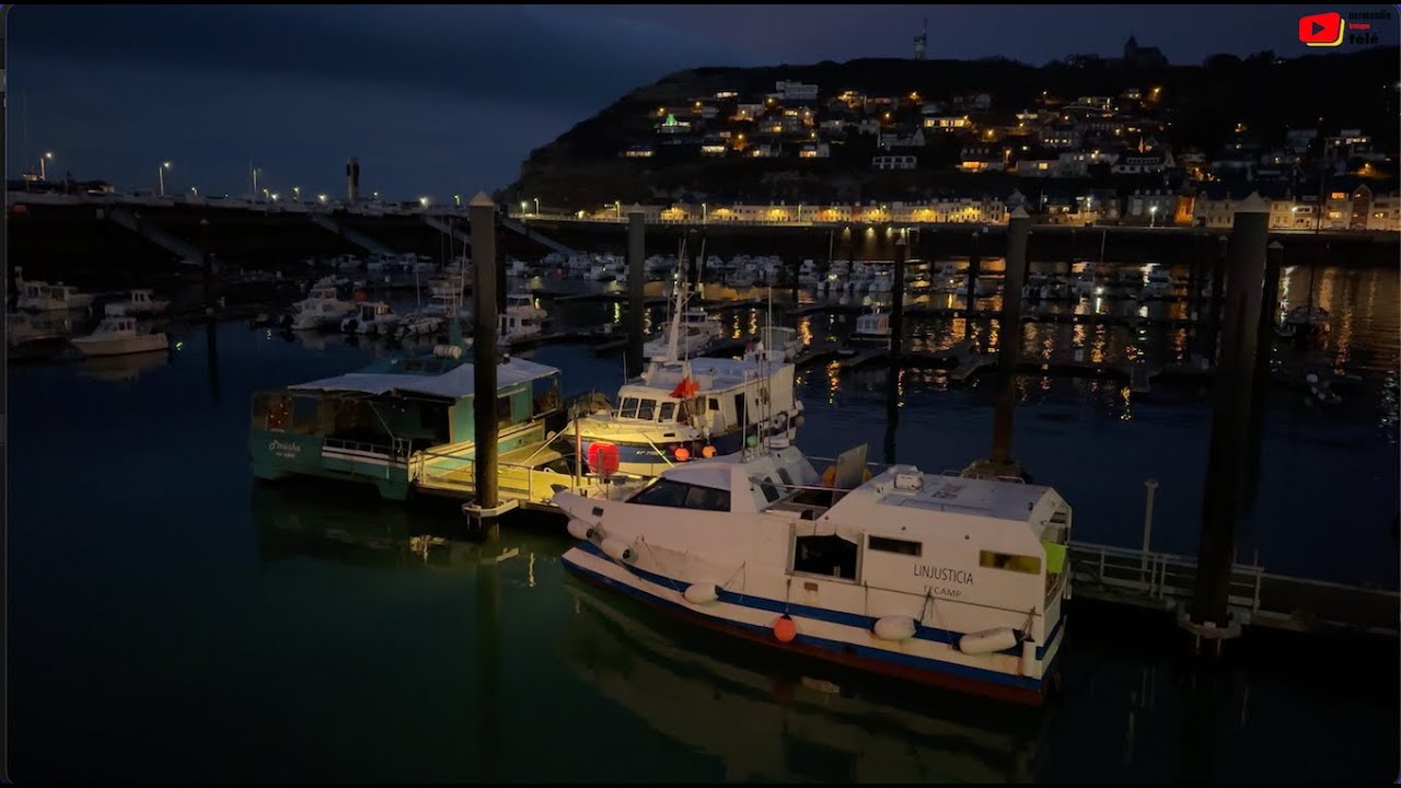 FÉCAMP  🇲🇫   | Tombée de la Nuit en Automne  |  Normandie Bretagne Télé