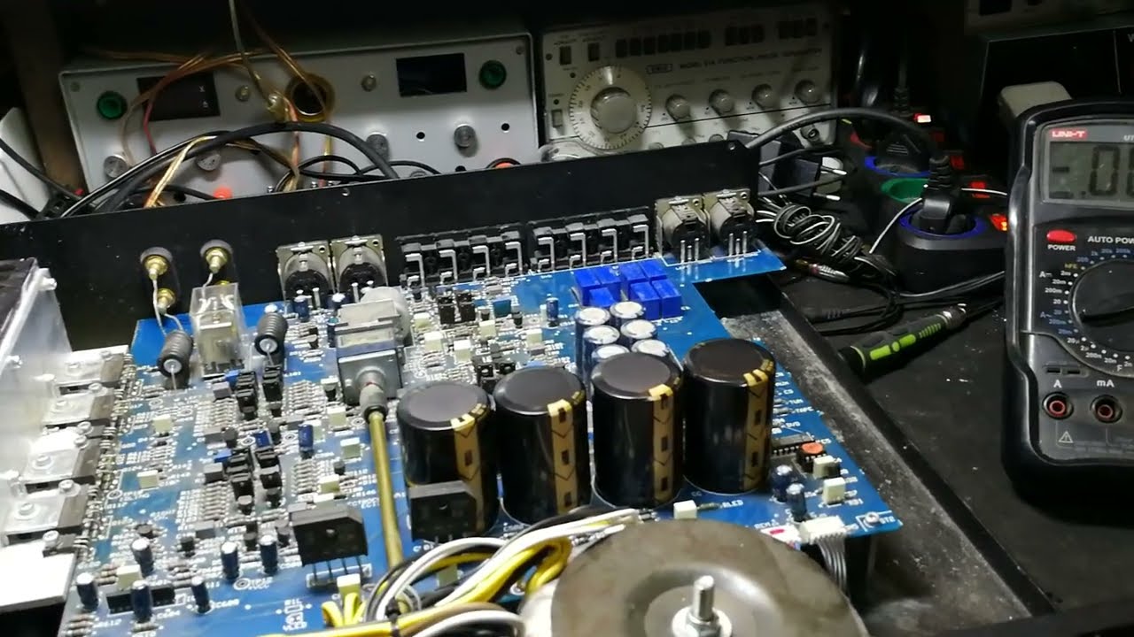 Naprawa Wzmacniacza Electrocompaniet ec3 2