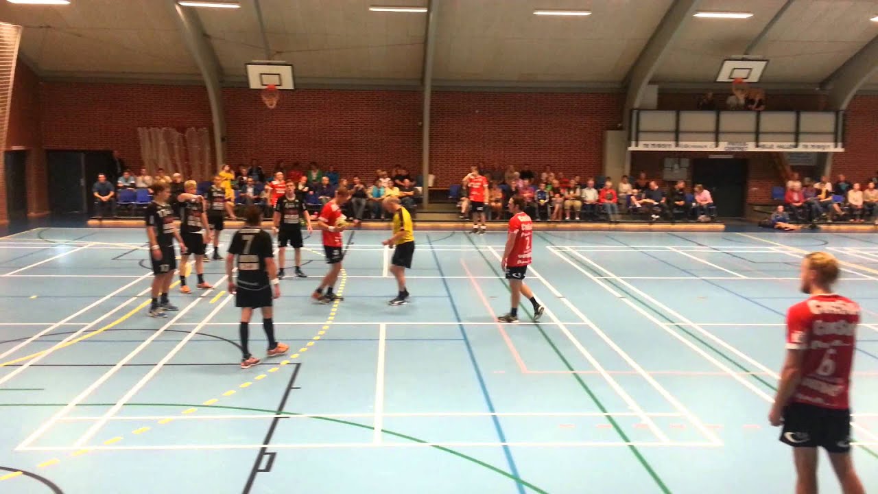 Claus Møller Jakobsen liggende assist.