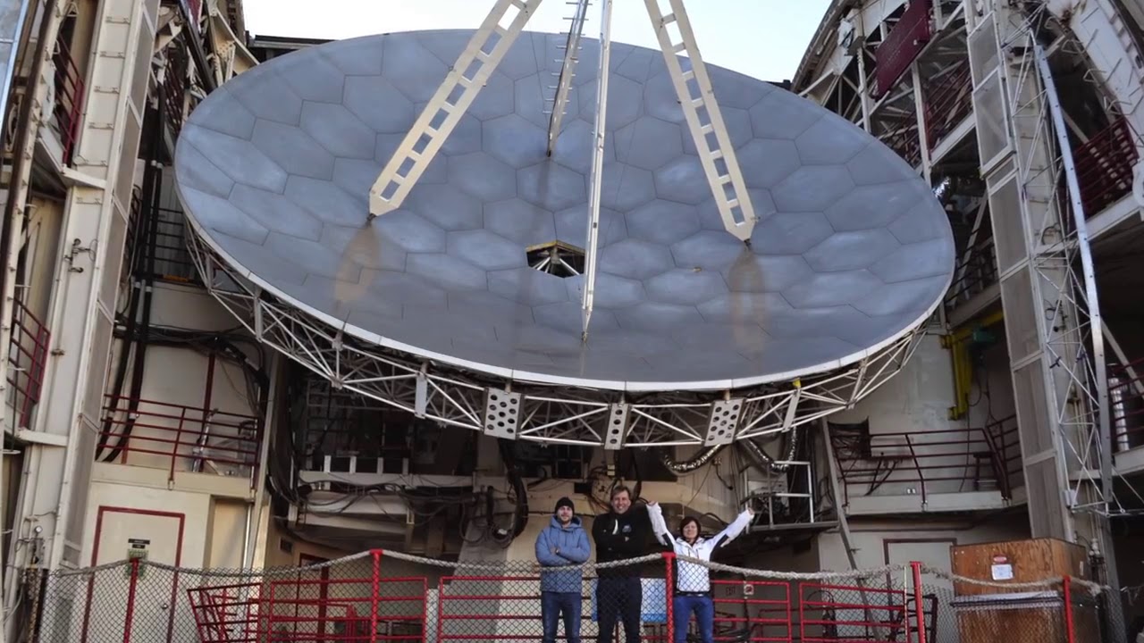 Galaxy Zoo goes observing at the CSO, Mauna Kea, Hawaii