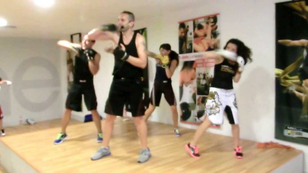BODYCOMBAT 56 Track 8. EN ONE LIFE CLUB.  Grupo 