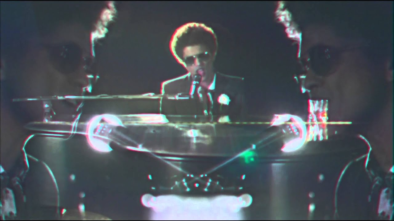 Bruno Mars - When I Was Your Man [Official Video] (reverse/backwards)