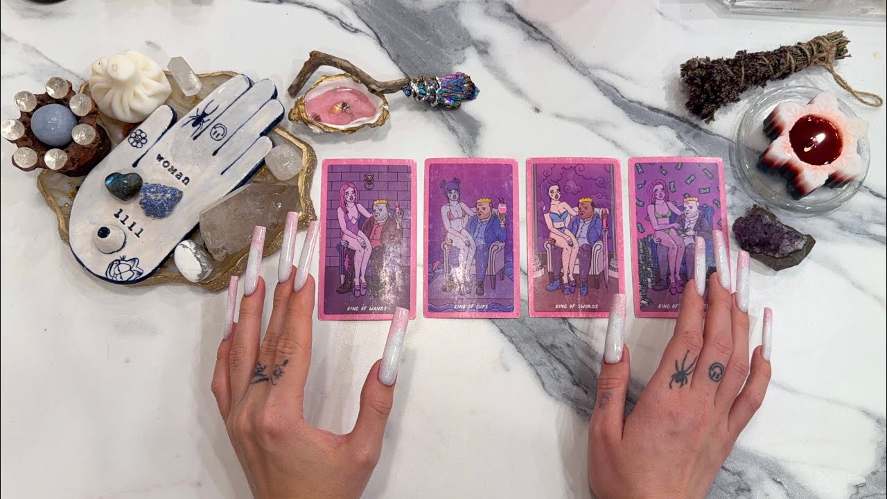 4 короля: чувства, мысли, действия. есть/нет общения, бывший, в паре, в ссоре, новый знакомый